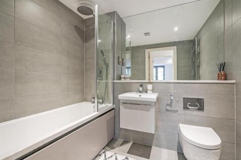 Apartment 44 Broadoaks-1_lo.jpg