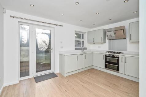 19 Chivington Close-3_lo.jpg