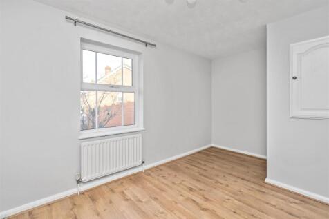 19 Chivington Close-6_lo.jpg
