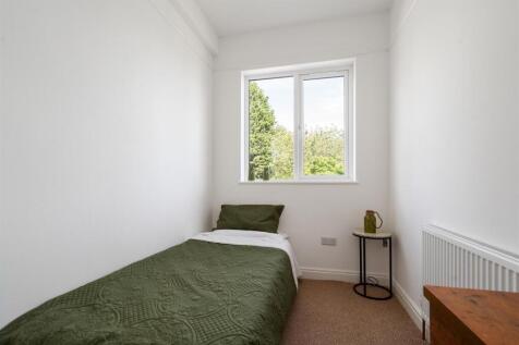 1927 Warwick Road, Knowle, B93 0DX_LO_13.jpg