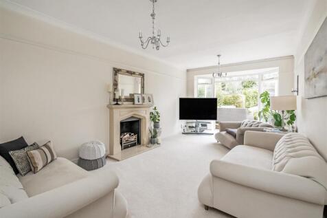 7 Marsh Lane-3_lo.jpg