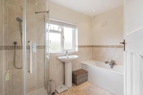 7 Marsh Lane-17_lo.jpg
