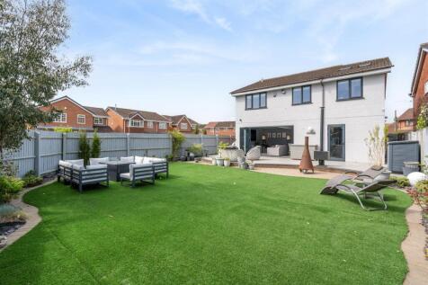 21 Charlesworth Avenue_26.jpg