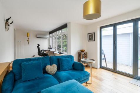 7 Poolfield Drive_24.jpg