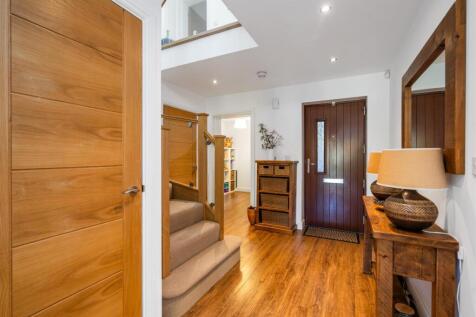 4 Maple View_21.jpg