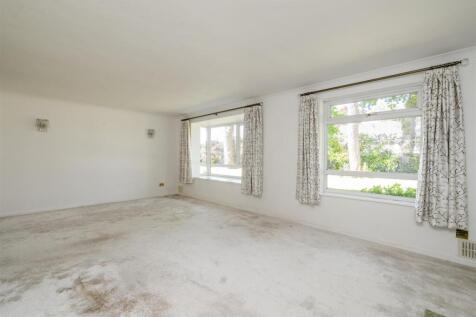 94 White House Way Solihull_10.jpg