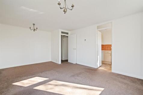 Apartment 8 Bromford Mere-7_Lo.jpg