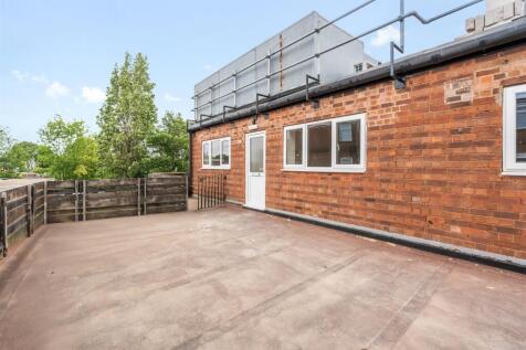 Flat 1, 2170 Coventry Road_10.jpg