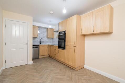 Flat 1, 2170 Coventry Road_6.jpg