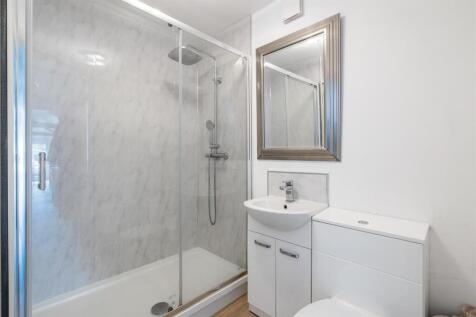 86 Douglas Road_15.jpg