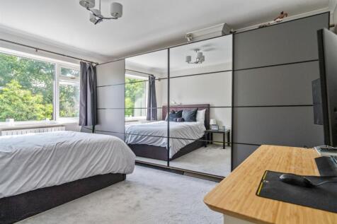 30 Cambridge Avenue_18.jpg