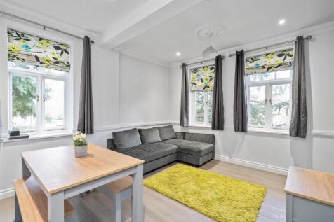 7 Catherines Close-1_lo.jpg