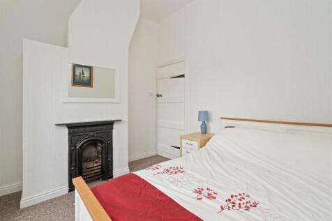 84 Aylesbury Road_12.jpg