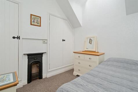 84 Aylesbury Road_27.jpg