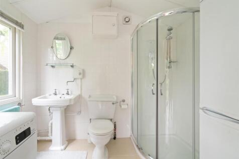 84 Aylesbury Road_17.jpg