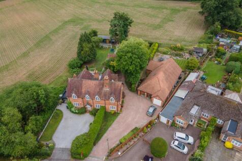 84 Aylesbury Road_4.jpg