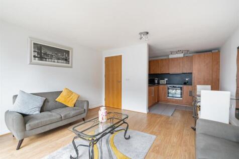 Apartment 328 Centenary Plaza_8.jpg
