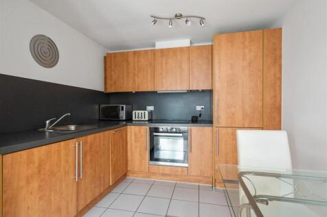 Apartment 328 Centenary Plaza_9.jpg
