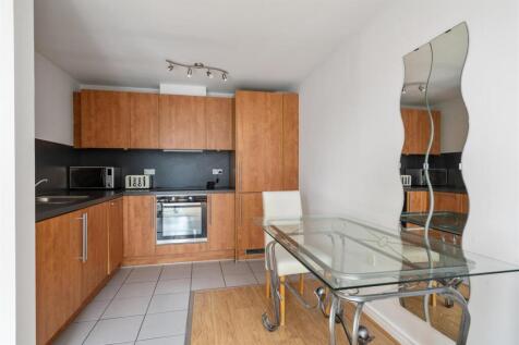 Apartment 328 Centenary Plaza_10.jpg