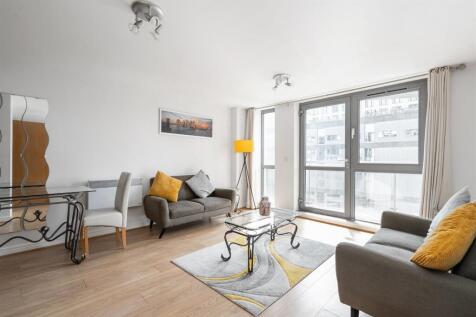 Apartment 328 Centenary Plaza_5.jpg