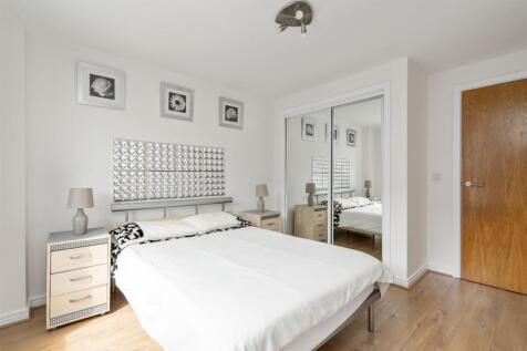 Apartment 328 Centenary Plaza_3.jpg