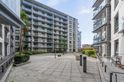Apartment 328 Centenary Plaza_13.jpg