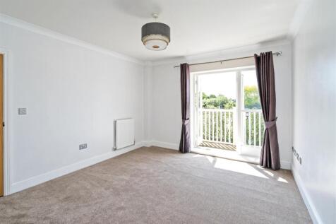 Apartment 12, Ellsworth House, Woodshires Road, So