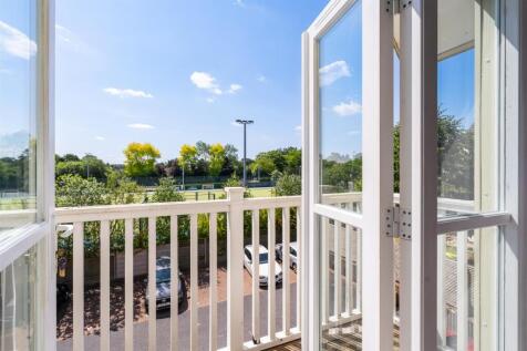Apartment 12, Ellsworth House, Woodshires Road, So