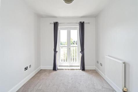Apartment 12, Ellsworth House, Woodshires Road, So