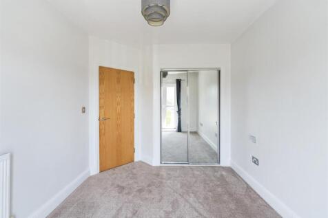 Apartment 12, Ellsworth House, Woodshires Road, So