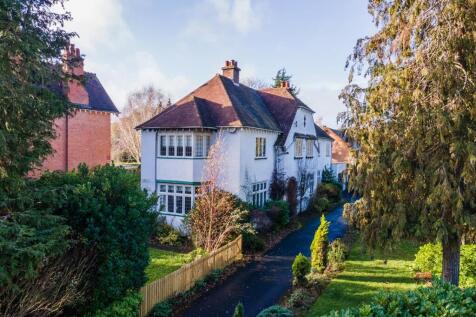 532 Warwick Road_8.jpg