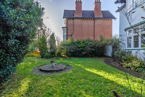 532 Warwick Road_9.jpg