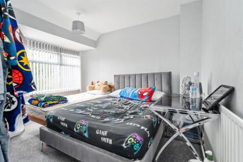 1A Thornby Avenue_9.jpg