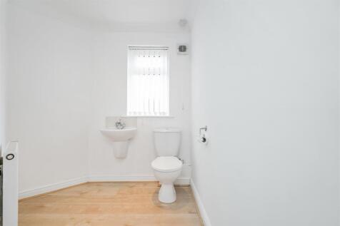 64 Sandgate Road_6.jpg