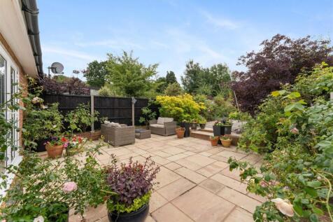 22 Langley Rise, Solihull, B92 9DN_09700.jpg