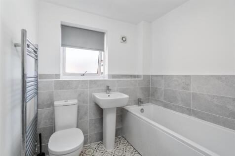 66 Newman Square_2.jpg