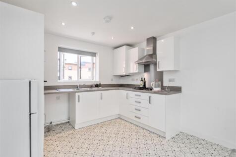 66 Newman Square_4.jpg