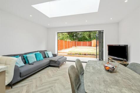 106 Cranmore Boulevard_9.jpg
