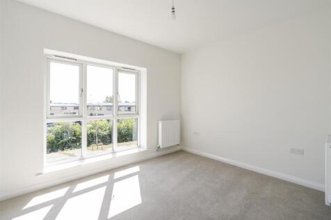 30 Sivewright Way, Cirencester_11.jpg