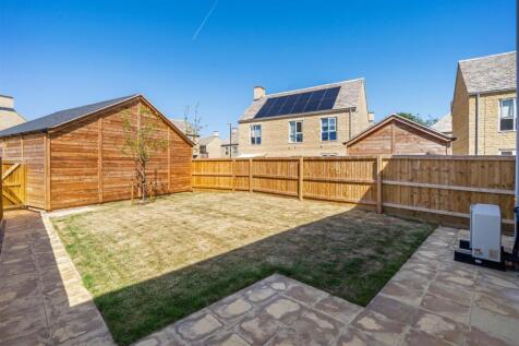 30 Sivewright Way, Cirencester_19.jpg