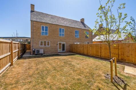 30 Sivewright Way, Cirencester_21.jpg