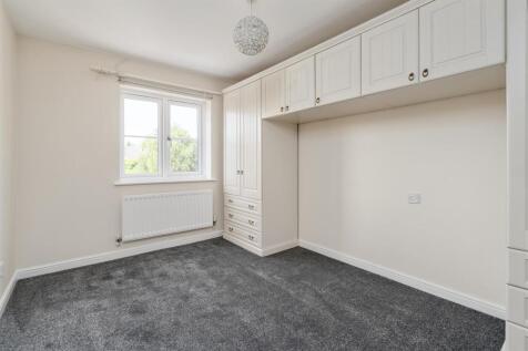 27 Shelfield Close, Hockley Heath_8.jpg