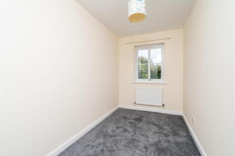 27 Shelfield Close, Hockley Heath_7.jpg