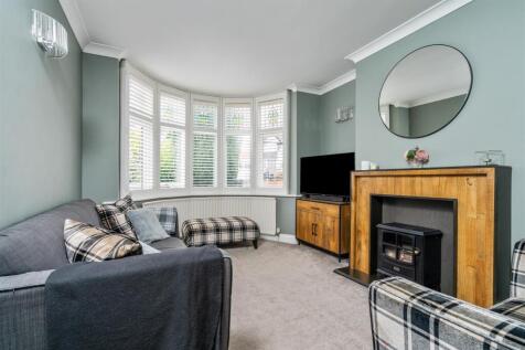 57 Greyford Crescent Solihull_1.jpg