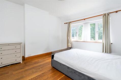 73 Woodford Green Road_2b.jpg