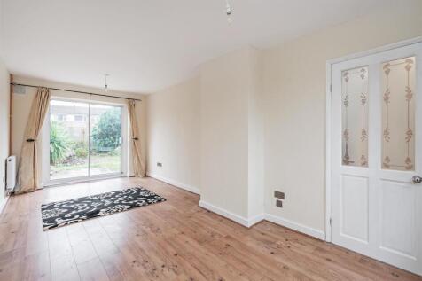 10 Burford Close-7_lo.jpg