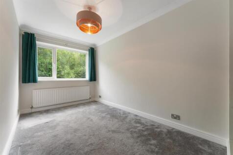 93, Henley Crescent Solihull, B91 2JH_13.jpg