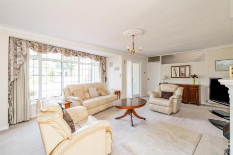 76 Woodlea Drive_15.jpg