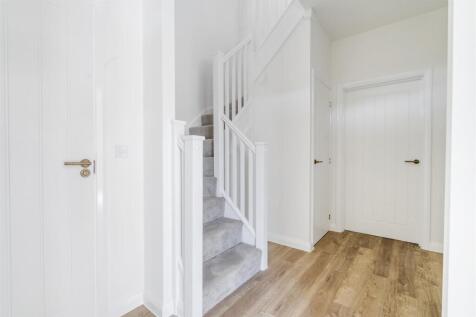 36 Sivewright Way, Cirencester_1.jpg