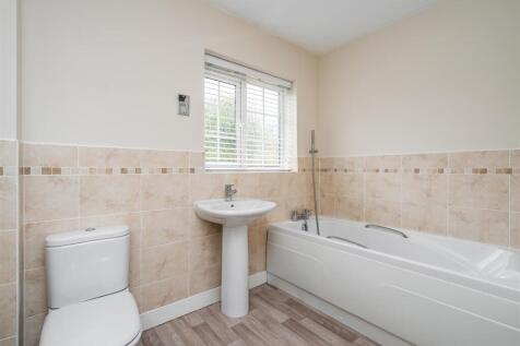 11 Beaconsfield Close-7_lo.jpg